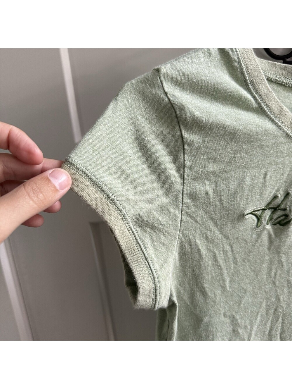 Harley Davidson Womens L Sage Green Embroidered Baby Tee Ocala Florida Y2K - Picture 3 of 12